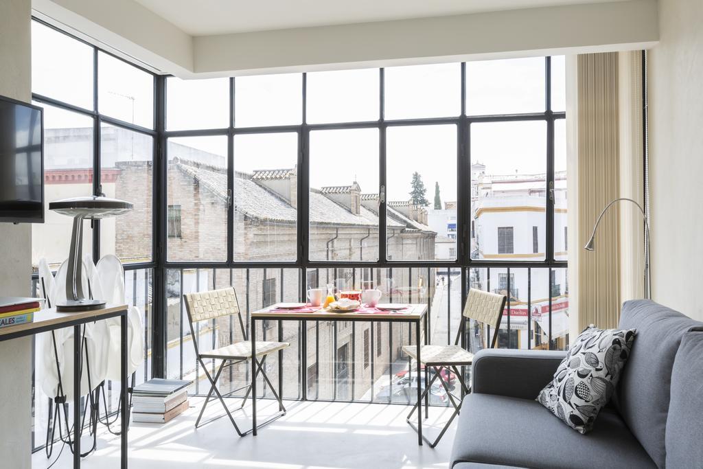 Thesuites Sevilla Екстериор снимка